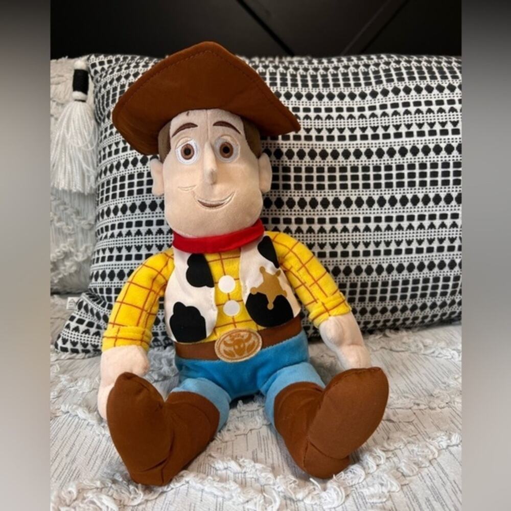 Kohl’s Cares Disney Pixar Toy Story Woody Character Plush Stuffed Toy